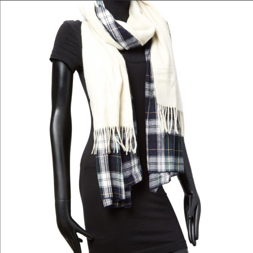 Donni Charm Donni Plaid Wool two layers Scarf 🧣